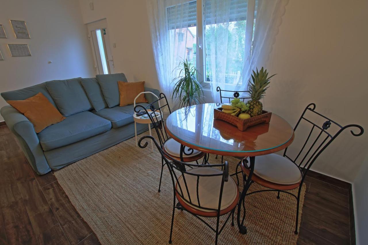 Sinac Holiday Home Bulog מראה חיצוני תמונה