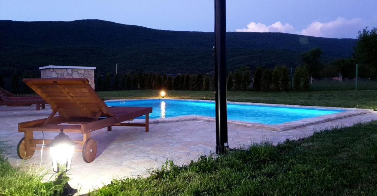 Sinac Holiday Home Bulog מראה חיצוני תמונה
