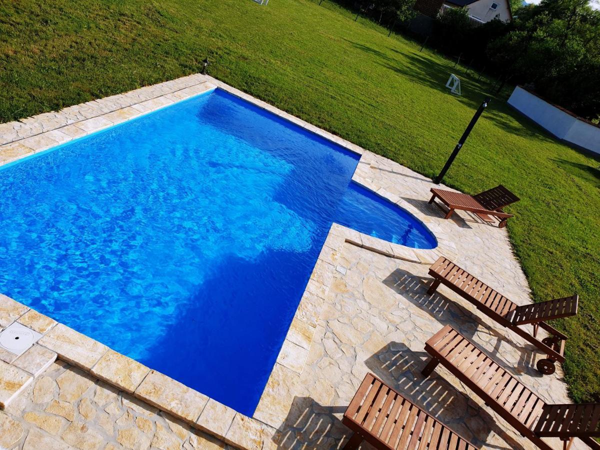 Sinac Holiday Home Bulog מראה חיצוני תמונה