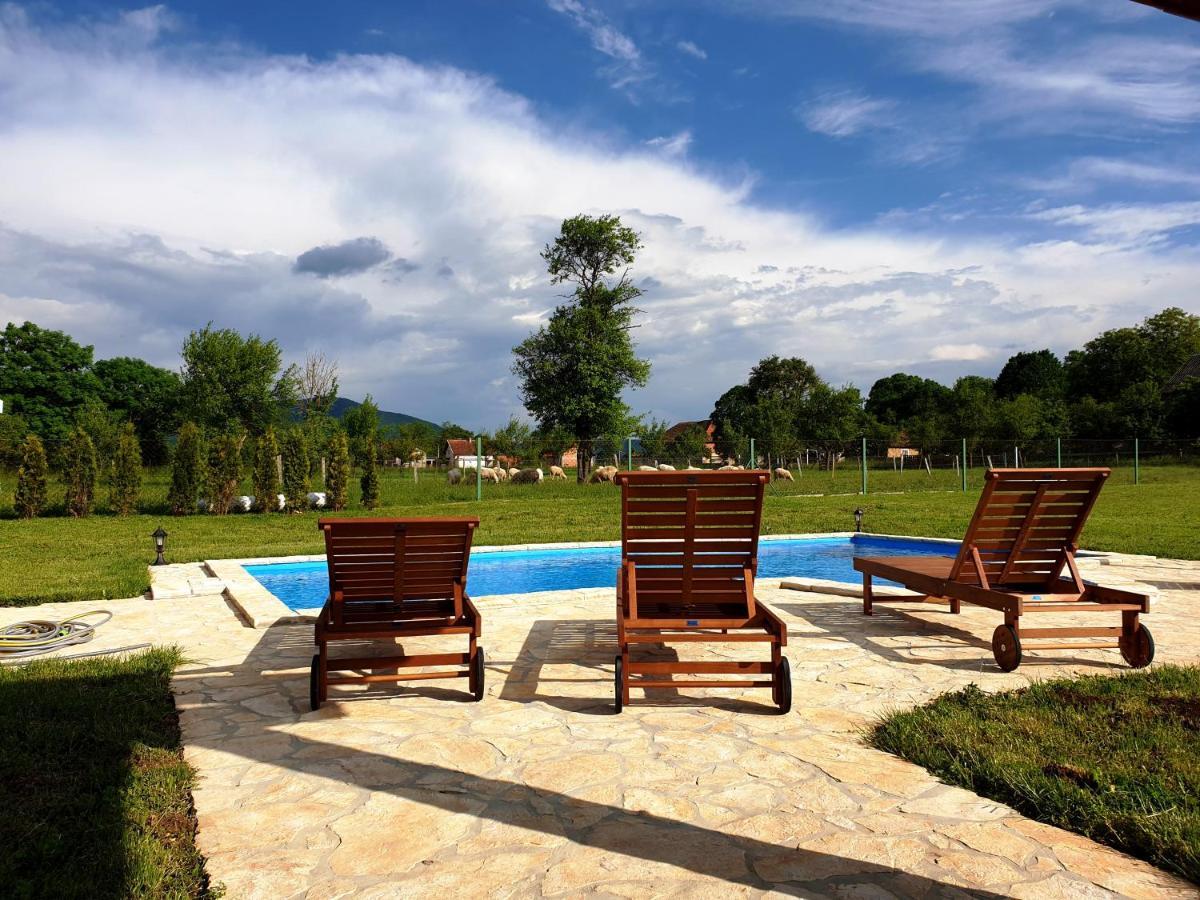 Sinac Holiday Home Bulog מראה חיצוני תמונה
